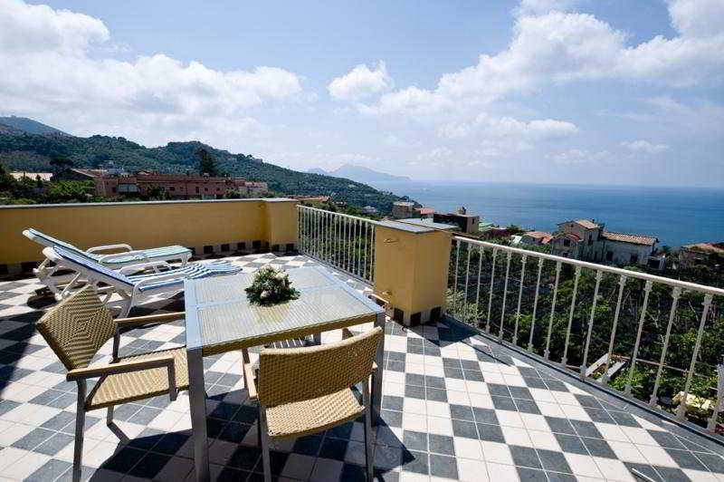 Relais Il Pennino Bed & Breakfast Massa Lubrense Luaran gambar