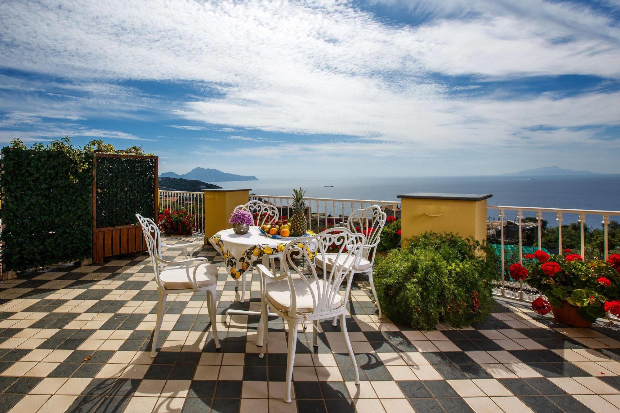 Relais Il Pennino Bed & Breakfast Massa Lubrense Luaran gambar