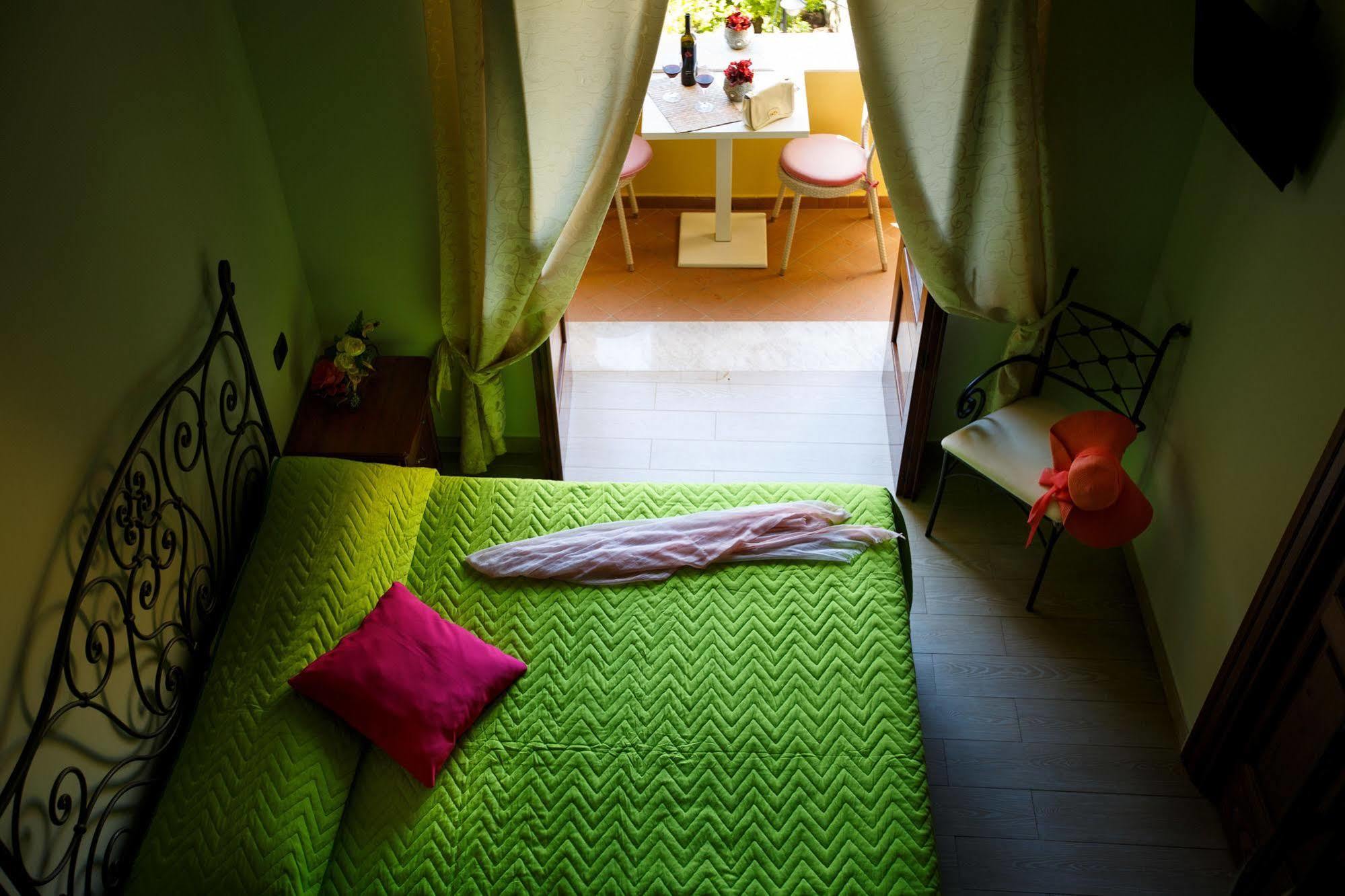 Relais Il Pennino Bed & Breakfast Massa Lubrense Luaran gambar